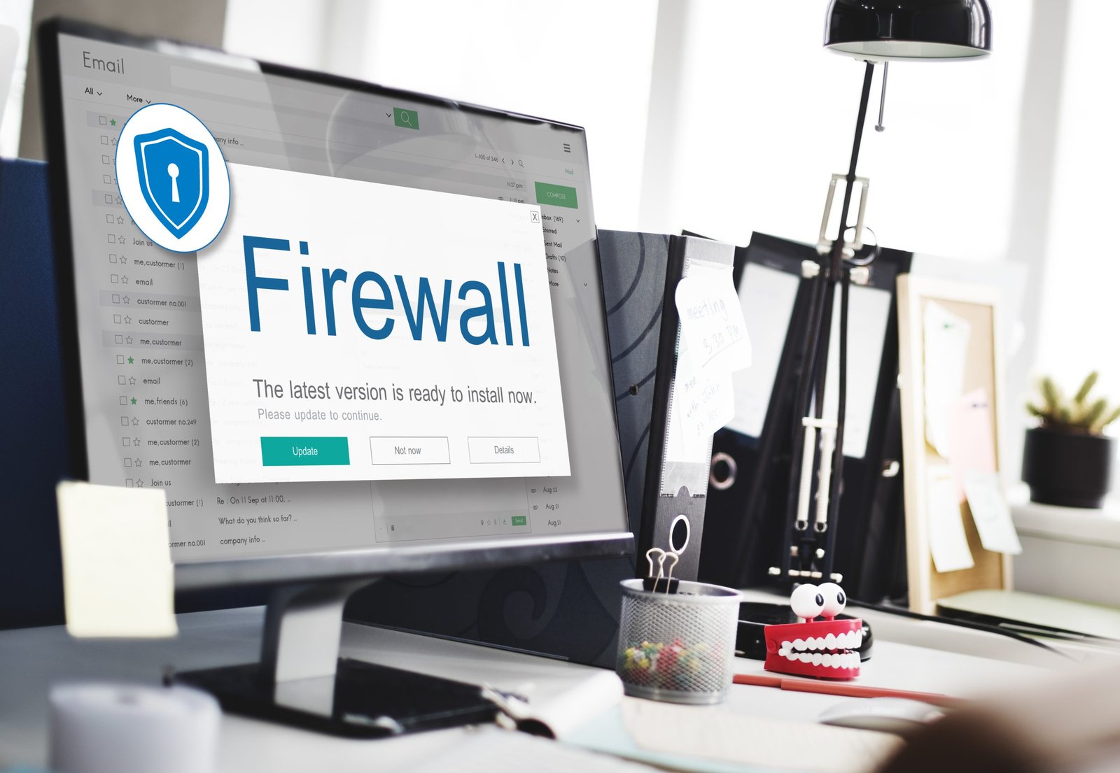 Firewall Antivirus Alert Protection Security Caution Concept Firewall teknolojileri Ağ güvenliği Güvenlik duvarı Güvenlik politikaları Ağ saldırıları Network Security Sızma testi UTM IDS/IPS Firewall yönetimi