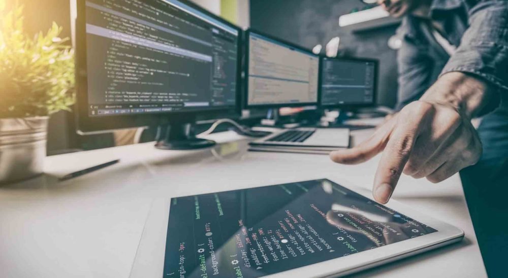 Frontend yazılım kursu Mobil yazılım kursu Web geliştirme kursu HTML kursu CSS kursu JavaScript kursu React kursu React Native kursu UI/UX tasarım kursu Mobil uygulama geliştirme kursu